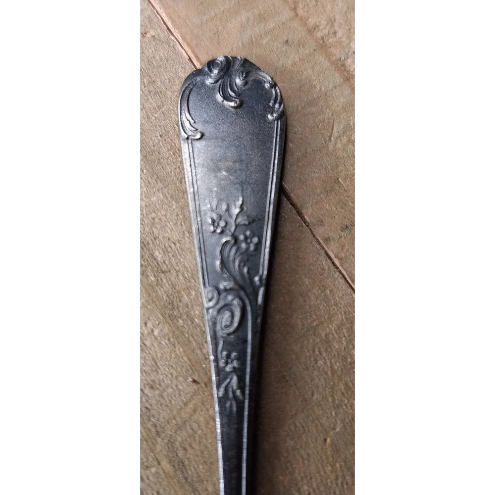 Unbranded vintage souvenir